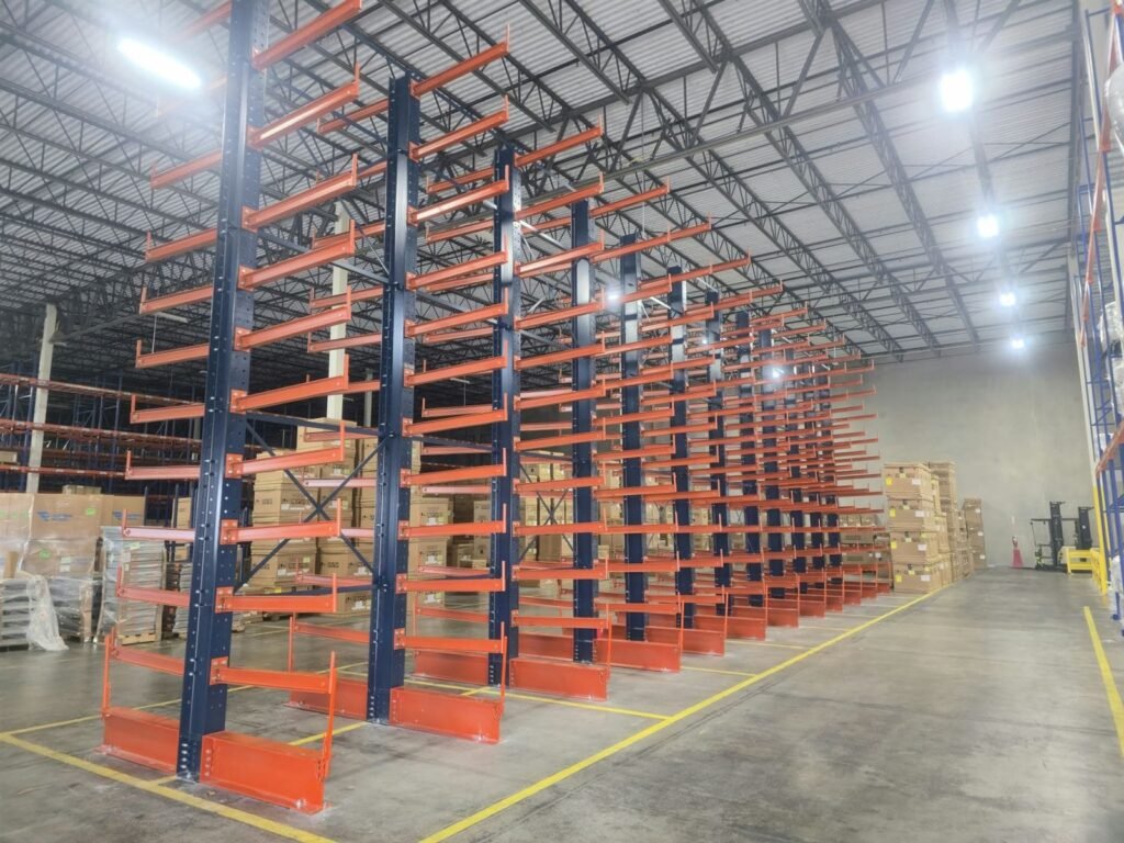 Rack cantilever
