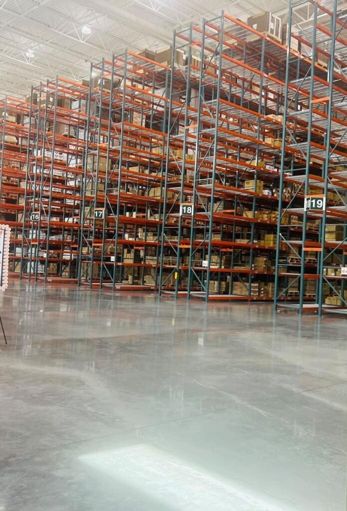 Rack selectivo instalado en un centro de distribución